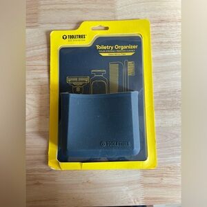 NWT Toiletry Organizer